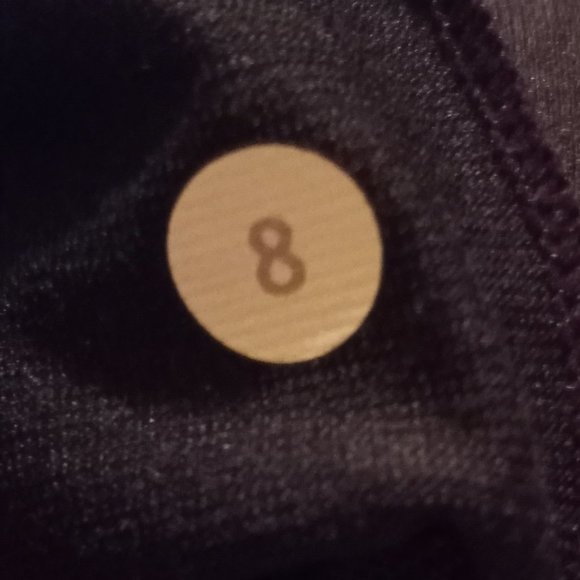 Lululemon Ariel Tank - Black Swan - Size 8 - Picture 4 of 7